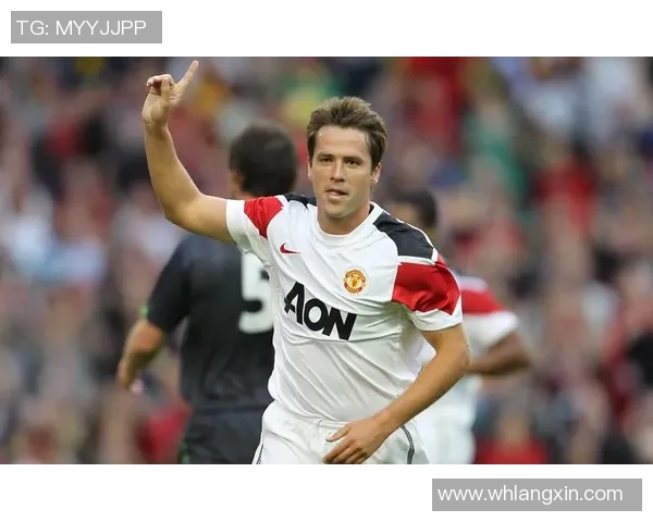 英国足球传奇欧文的辉煌生涯与成就回顾